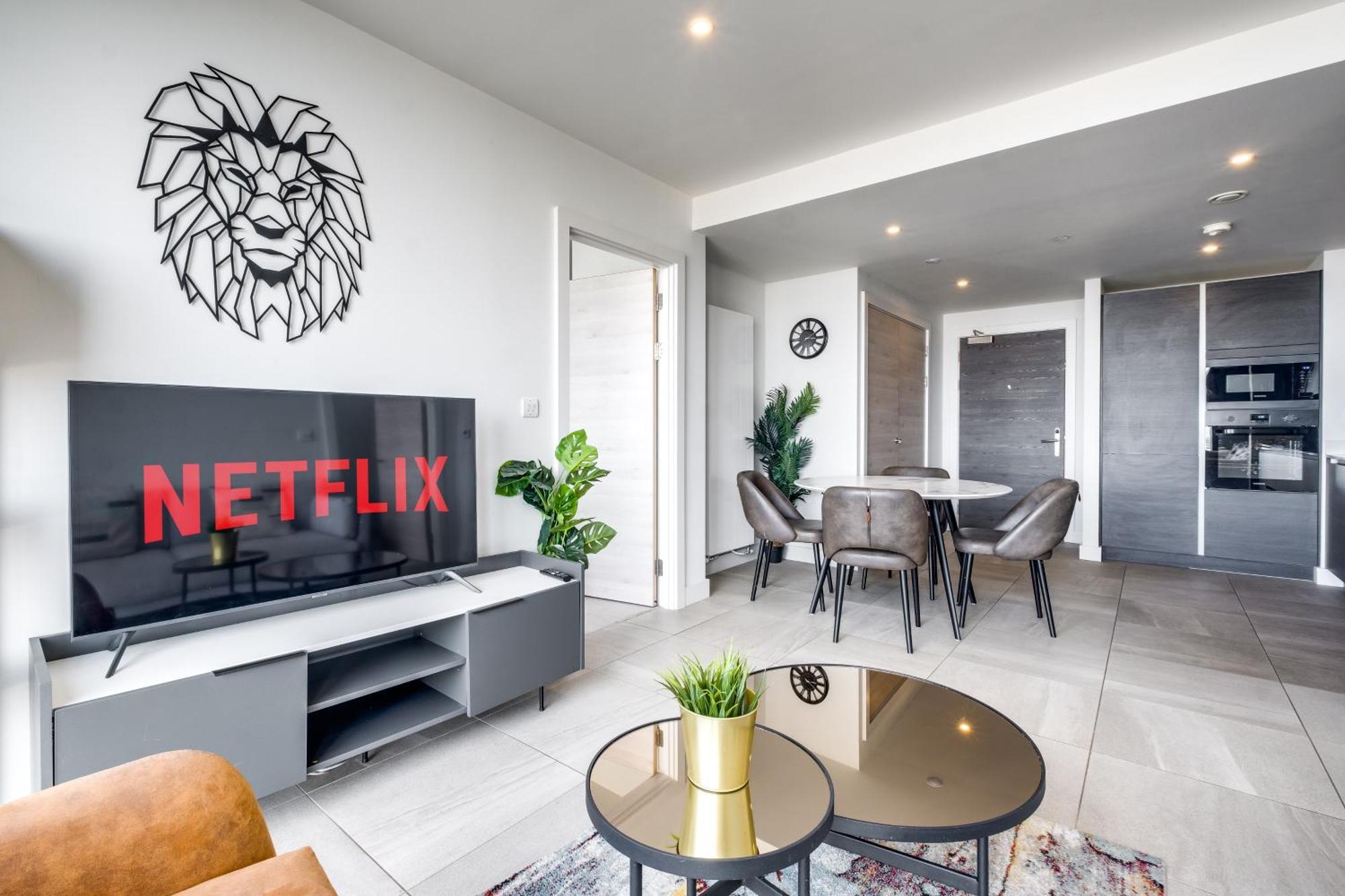 Mercian Luxury Serviced Apartments- Birmingham City Centre - Your Perfect Stay - Gym Rooftop Terrace Cinema Room Екстериор снимка