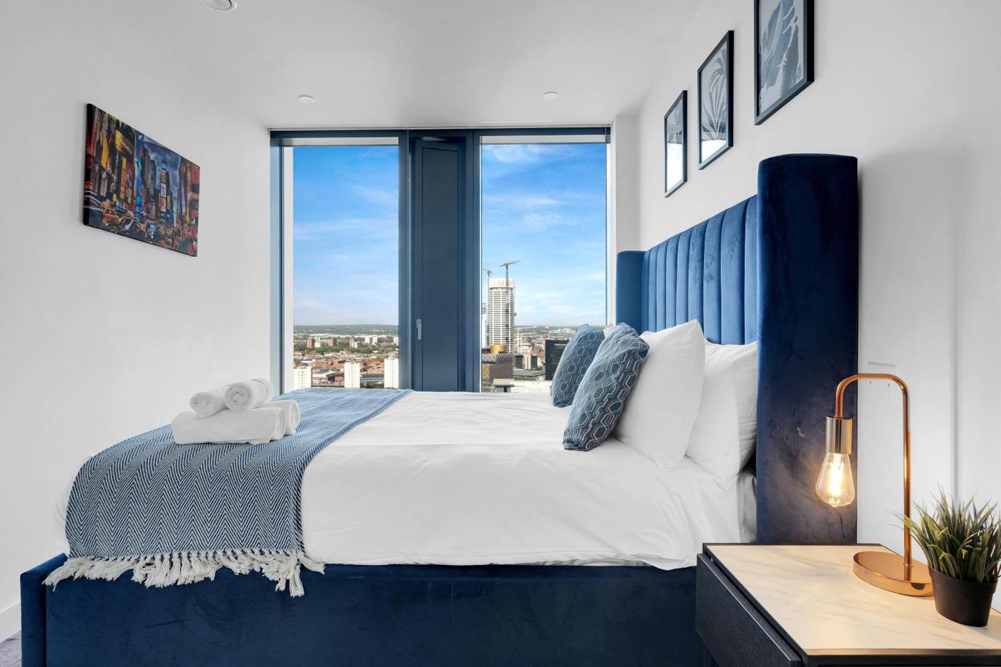 Mercian Luxury Serviced Apartments- Birmingham City Centre - Your Perfect Stay - Gym Rooftop Terrace Cinema Room Екстериор снимка
